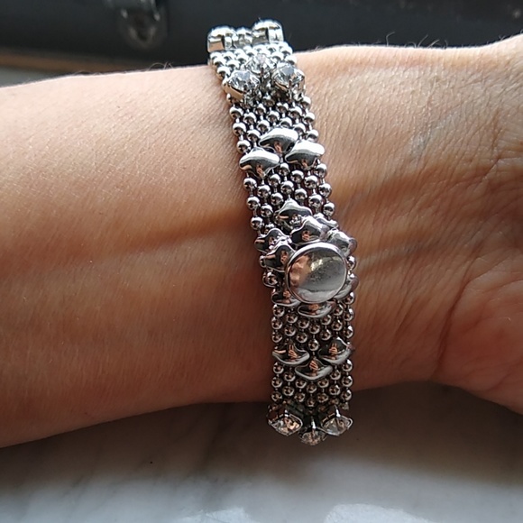 Silver Finish/Clear Crystal Liquid Metal Bracelet - Picture 3 of 4